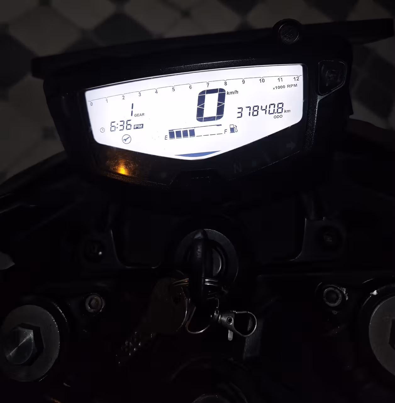 TVS Apache RTR 200 4V