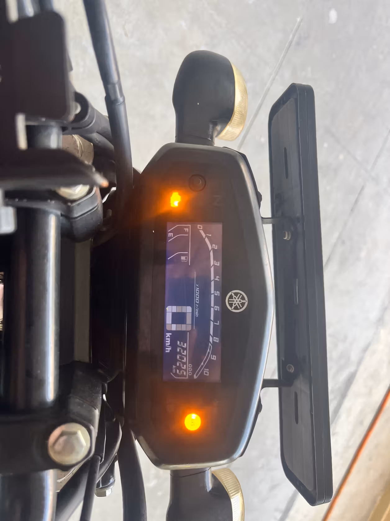 Yamaha FZS