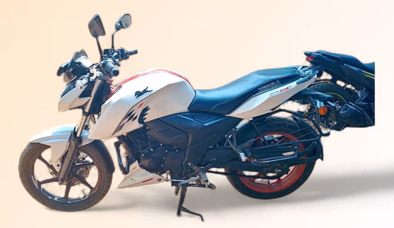 TVS Apache RTR 160 4V FI