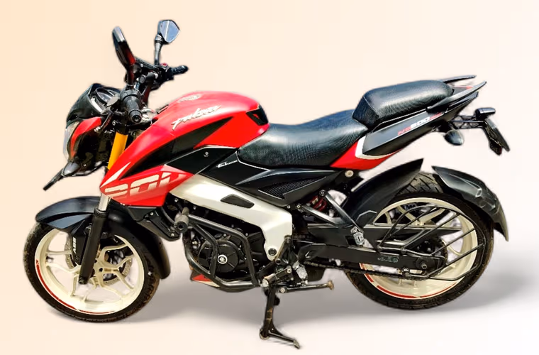 Bajaj Pulsar NS 200