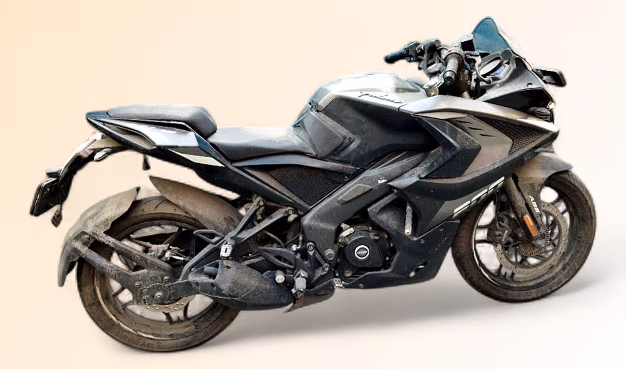 Bajaj Pulsar RS 200