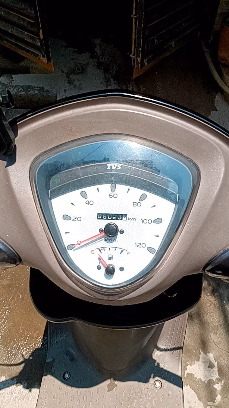 TVS Scooty Zest 110