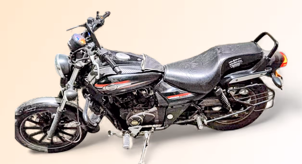 Bajaj Avenger Street 220