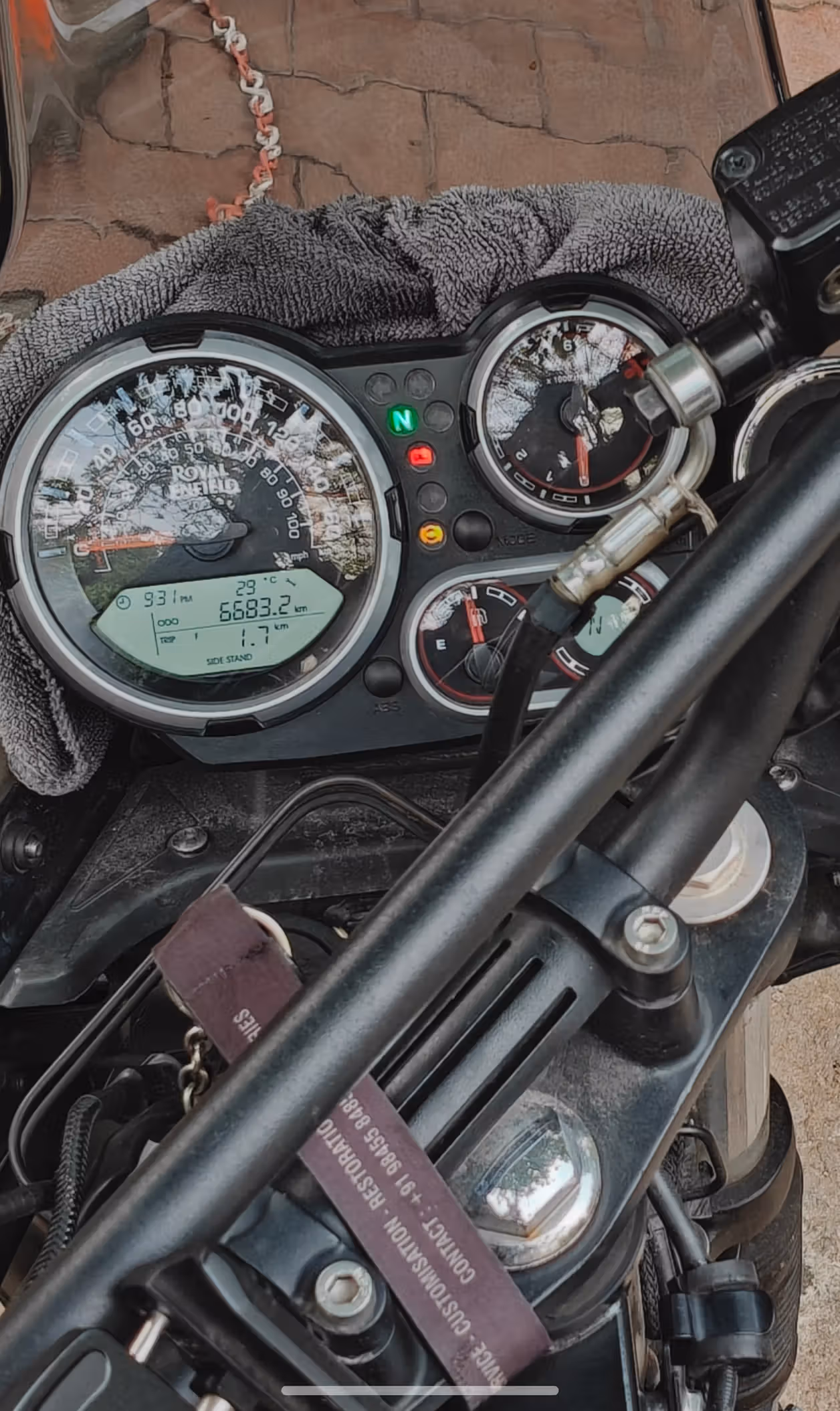 Royal Enfield Himalayan 410 FI ABS