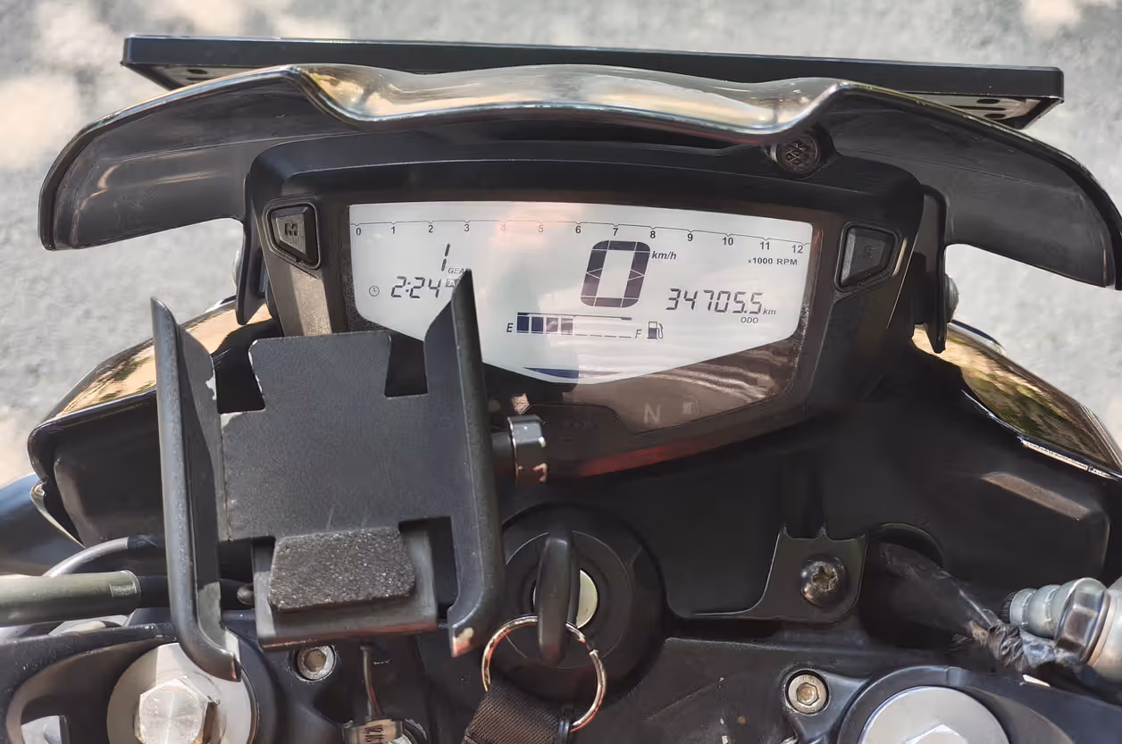 TVS Apache RTR 200 4V