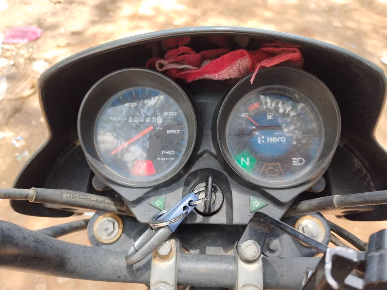 Hero HF Deluxe 100