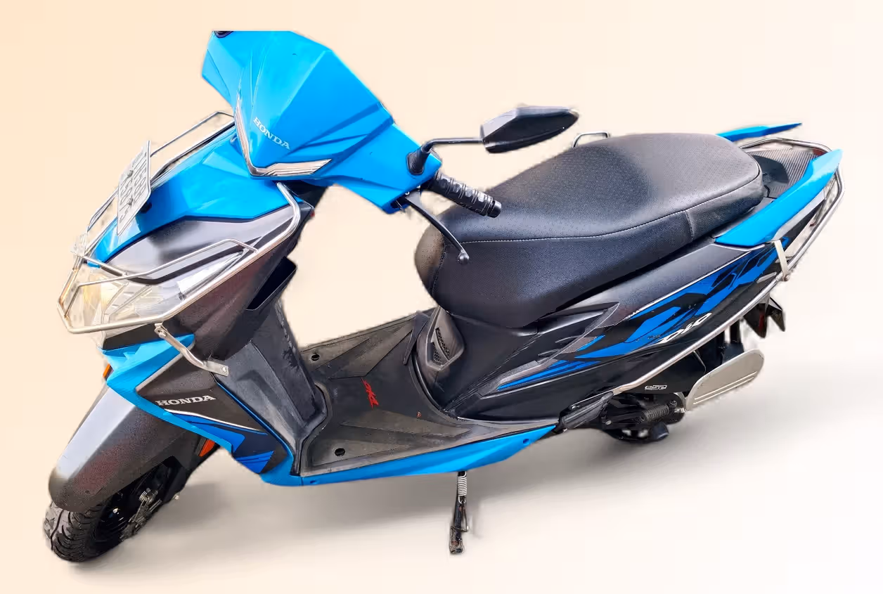 Honda DIO 125 DLX