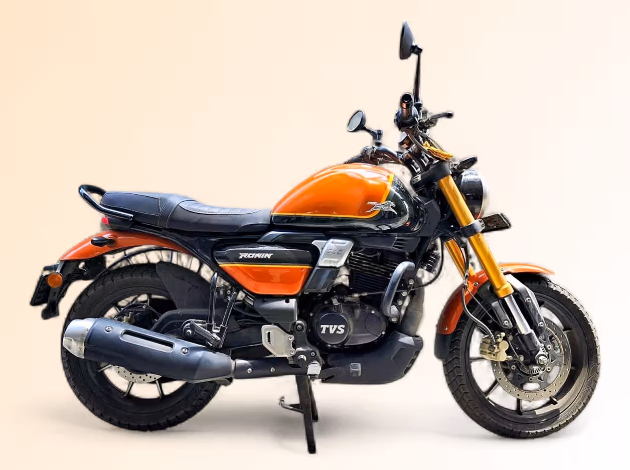 TVS Ronin Top