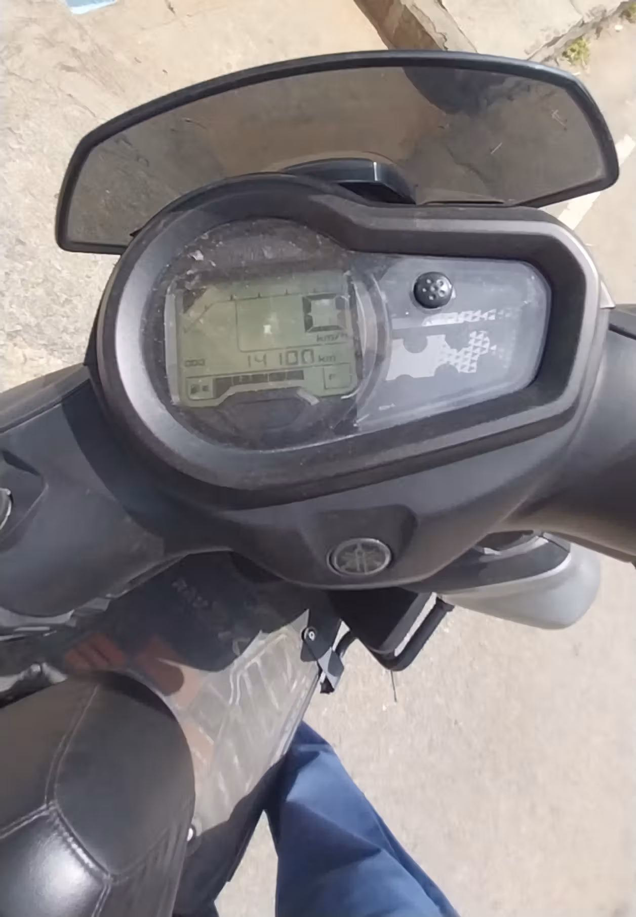 Yamaha Cygnus Ray ZR 125