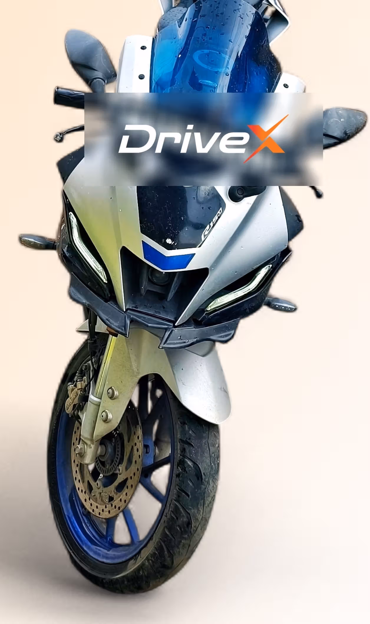 Yamaha R15M V3