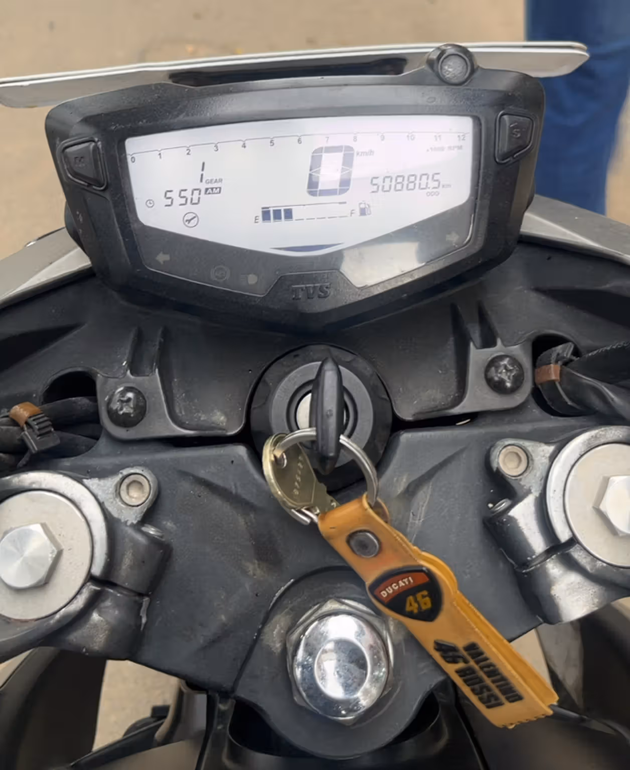 TVS Apache RTR 200 4V
