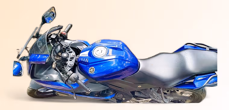 Yamaha YZF R15 S