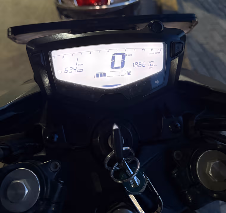 TVS Apache RTR 200 4V