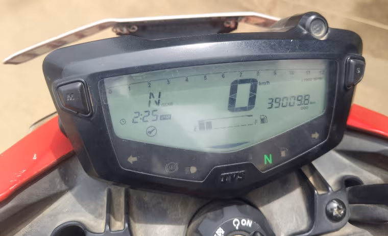TVS Apache RTR 200 4V