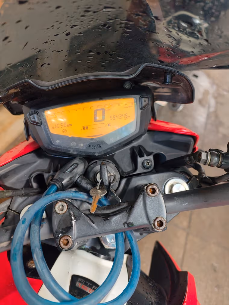 TVS Apache RTR 160 4V FI