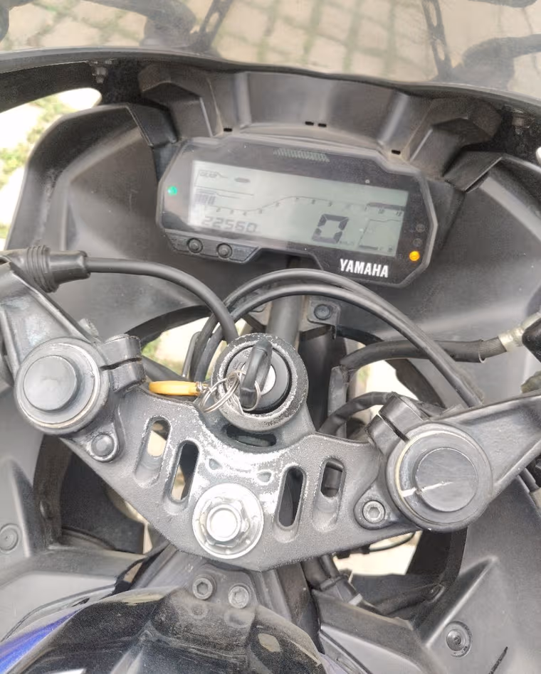 Yamaha R15 V3 ABS