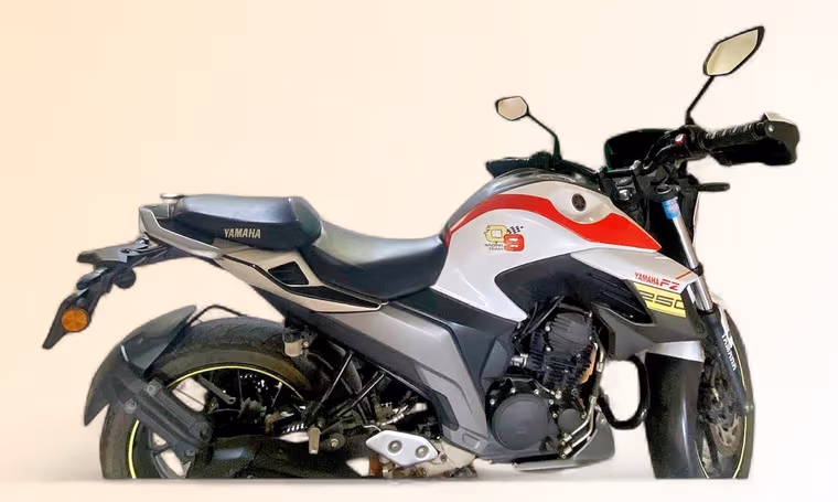 Yamaha FZS 25
