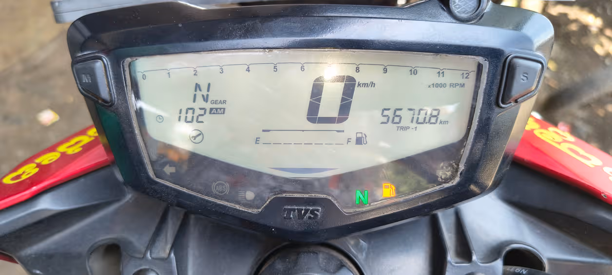 TVS Apache RTR 200 4V