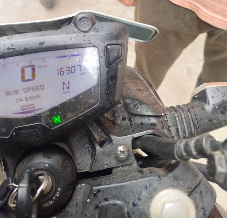 TVS Apache RTR 160 4V FI