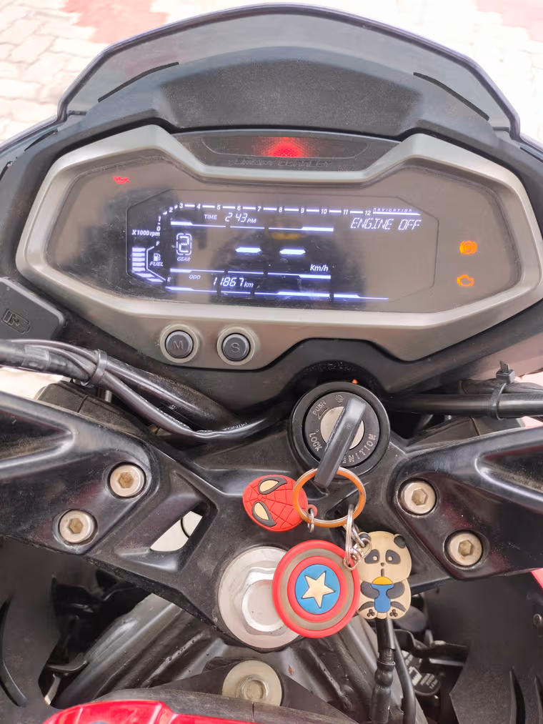 Bajaj Pulsar NS 200