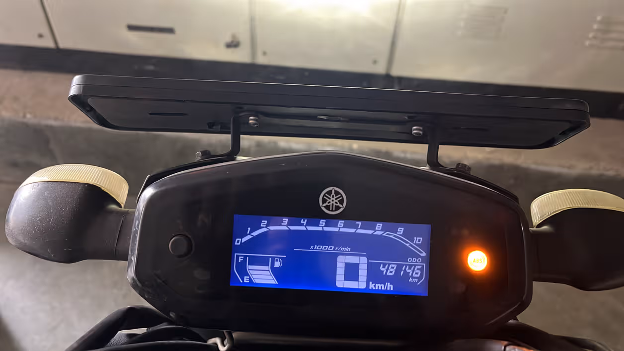 Yamaha FZS