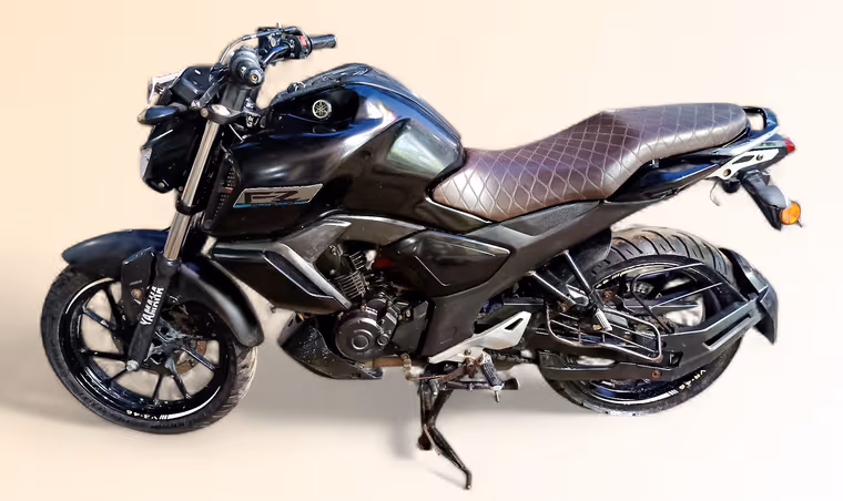 Yamaha FZS