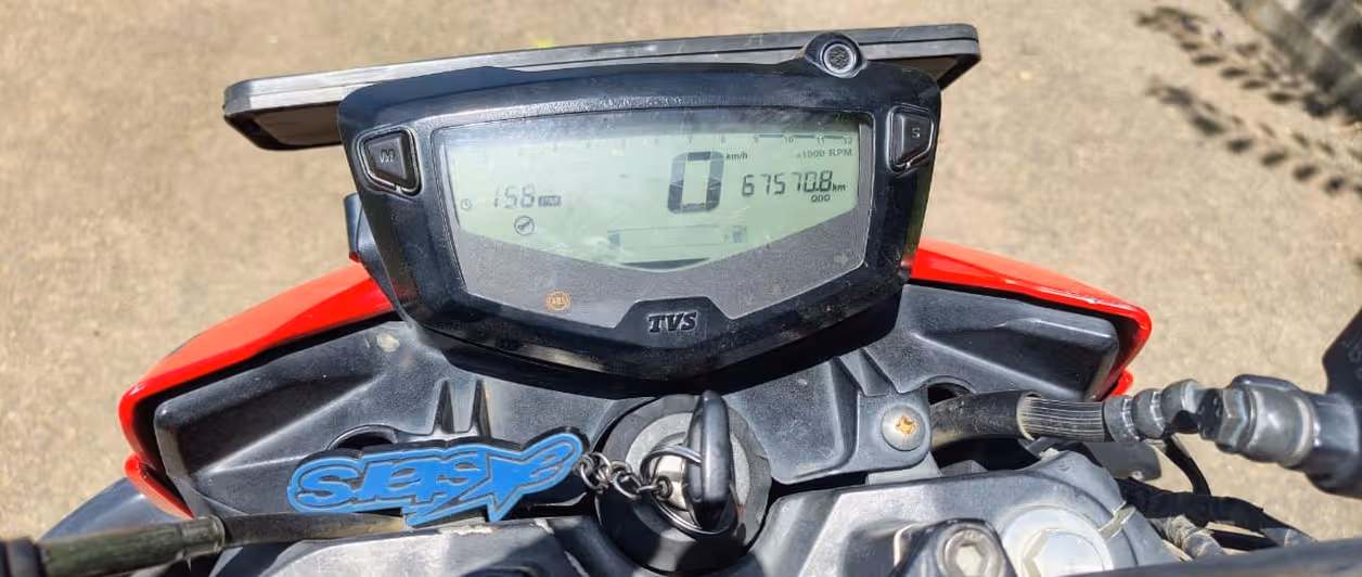 TVS Apache RTR 160 4V FI