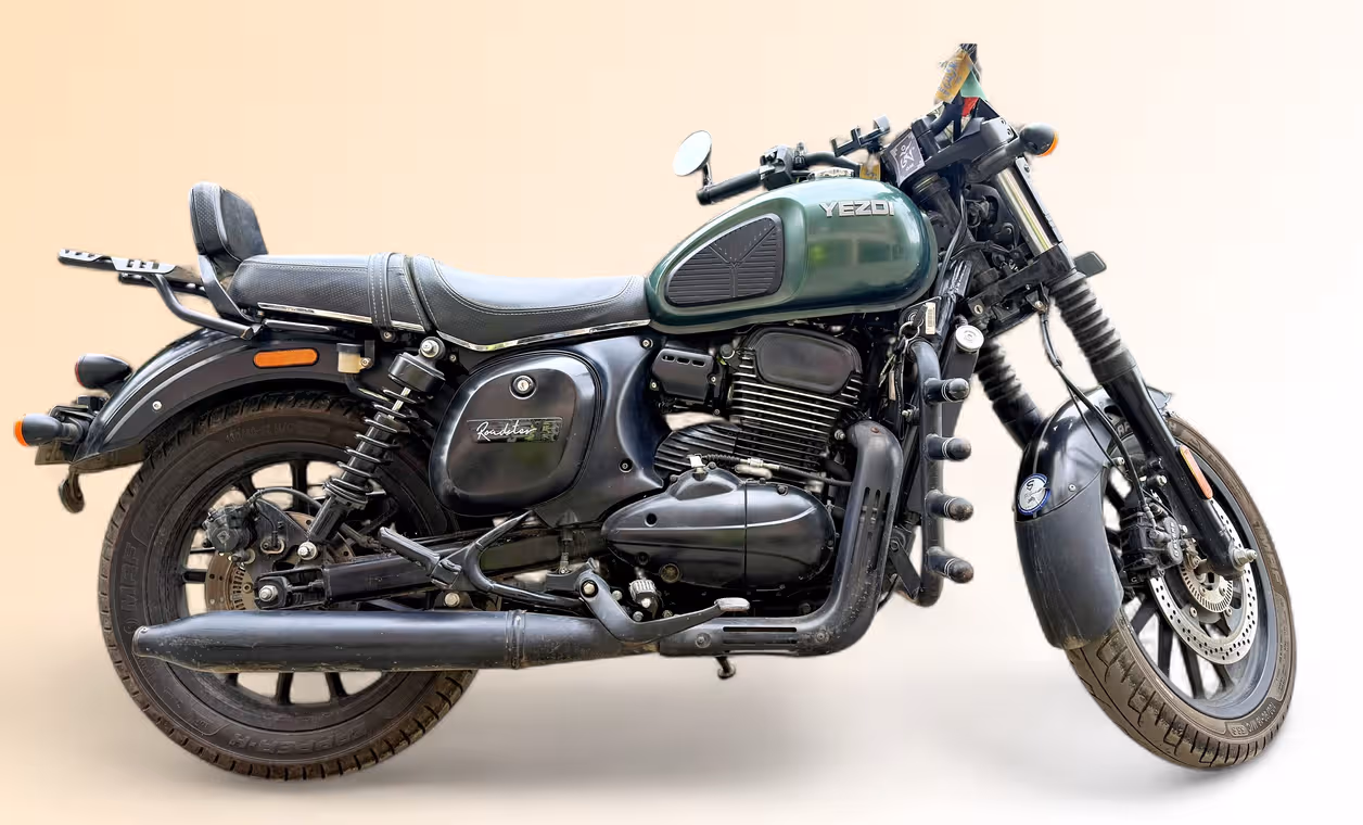 Yezdi Roadster Dark Steel Blue