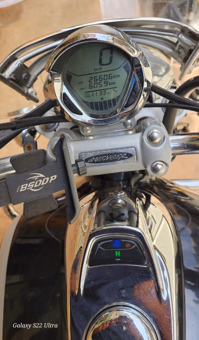 Bajaj Avenger Cruise 220