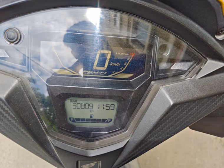 Honda DIO 125 DLX