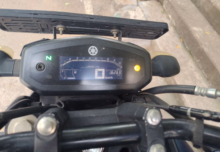 Yamaha FZS