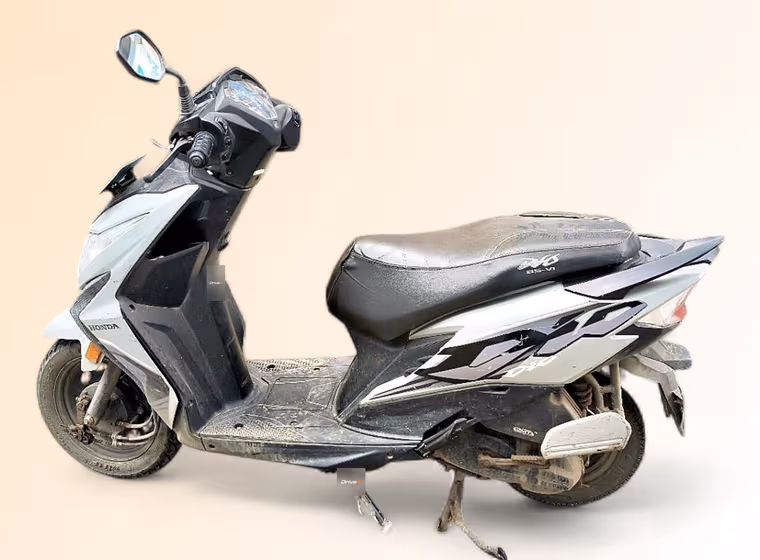 Honda DIO 125 DLX