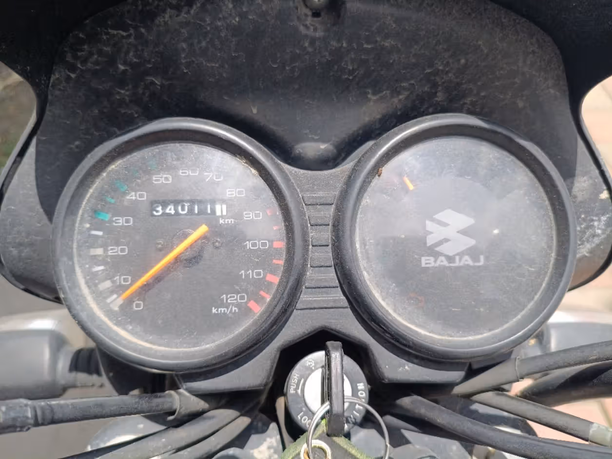 Bajaj CT 125X Drum
