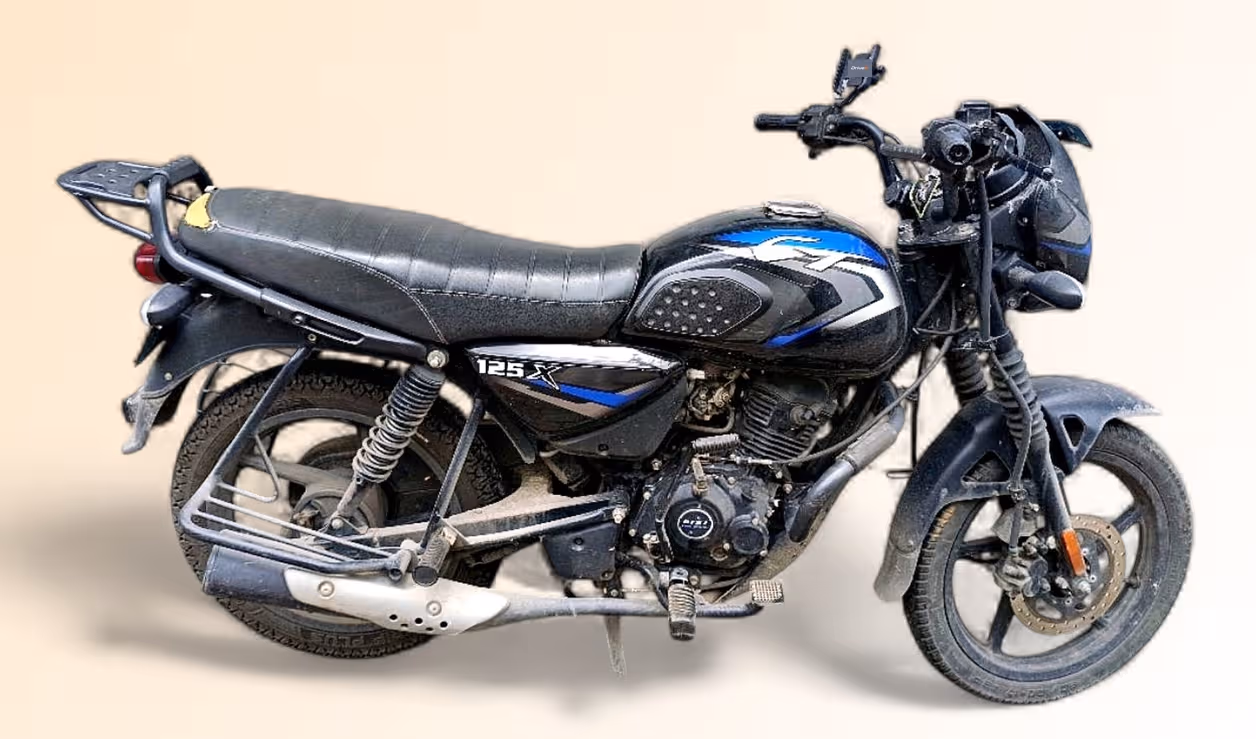 Bajaj CT 125X Drum
