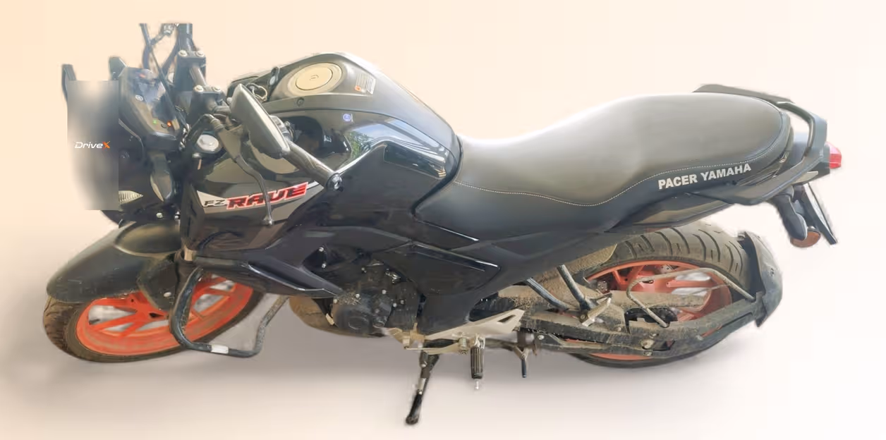 Yamaha FZS