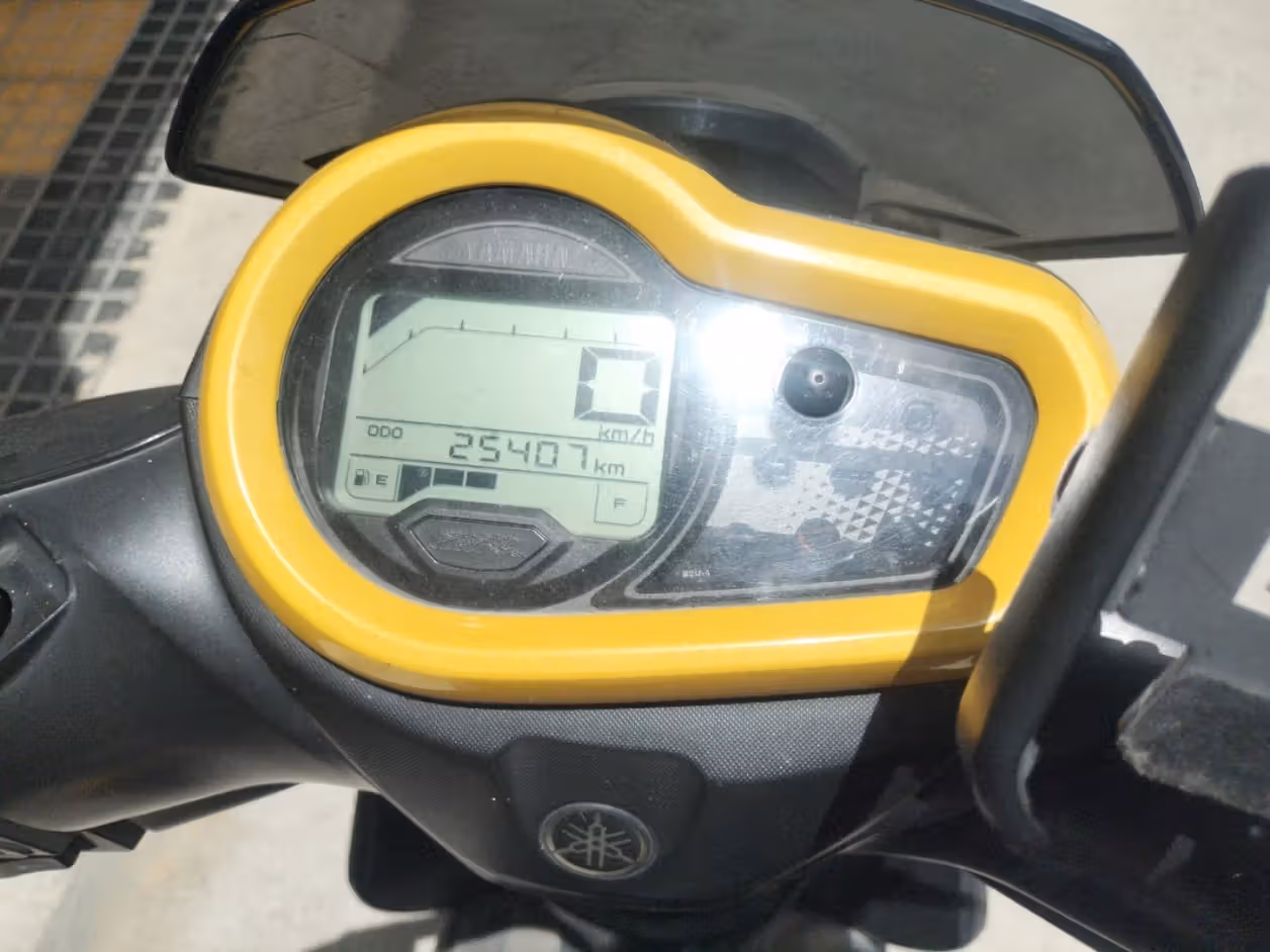 Yamaha Cygnus Ray ZR 125