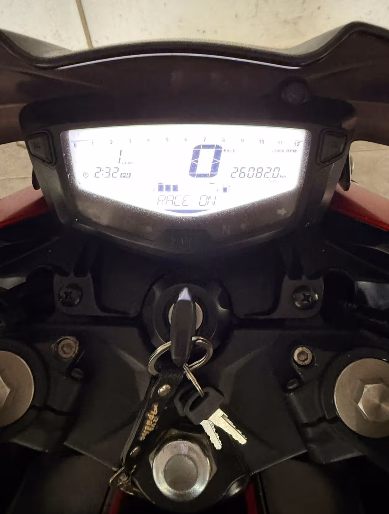 TVS Apache RTR 200 4V