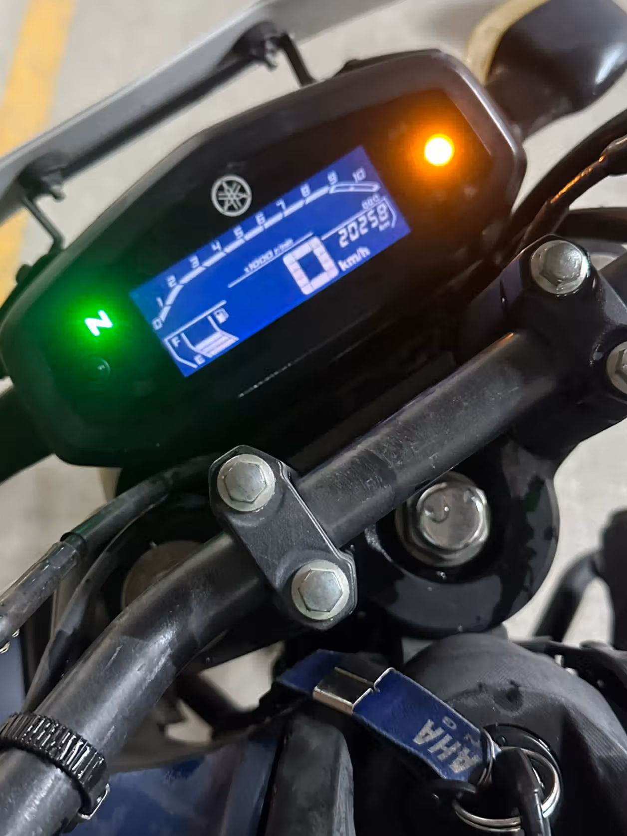 Yamaha FZS