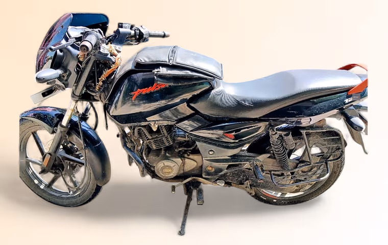 Bajaj Pulsar 125 Split Seat Disc