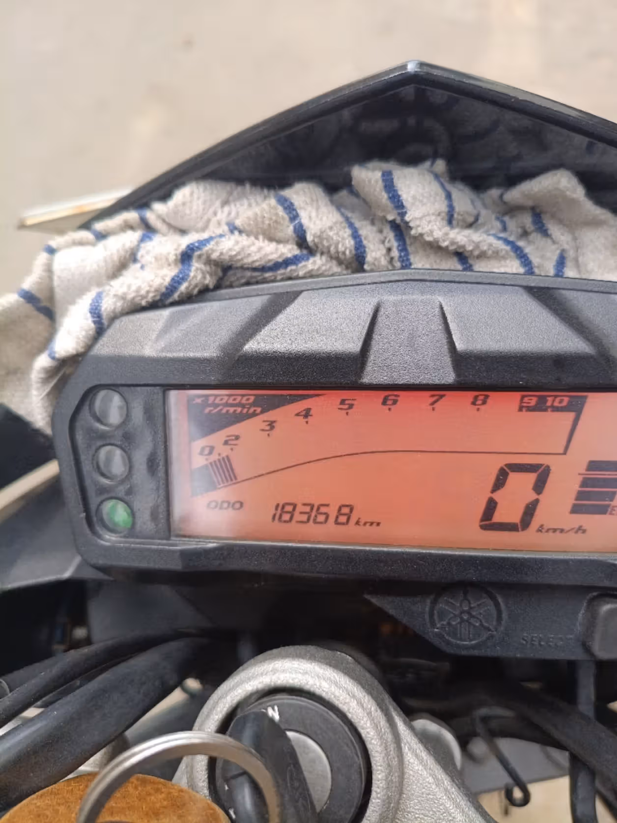 Yamaha FZS FI V4 STD