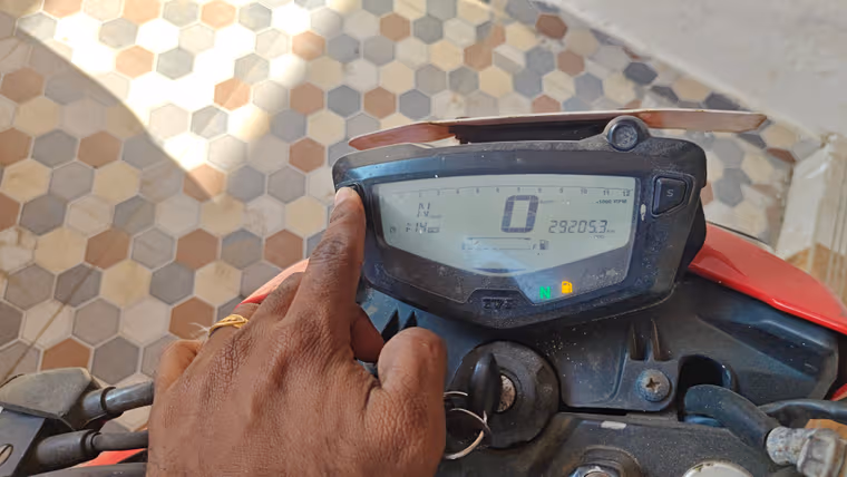 TVS Apache RTR 160 4V FI