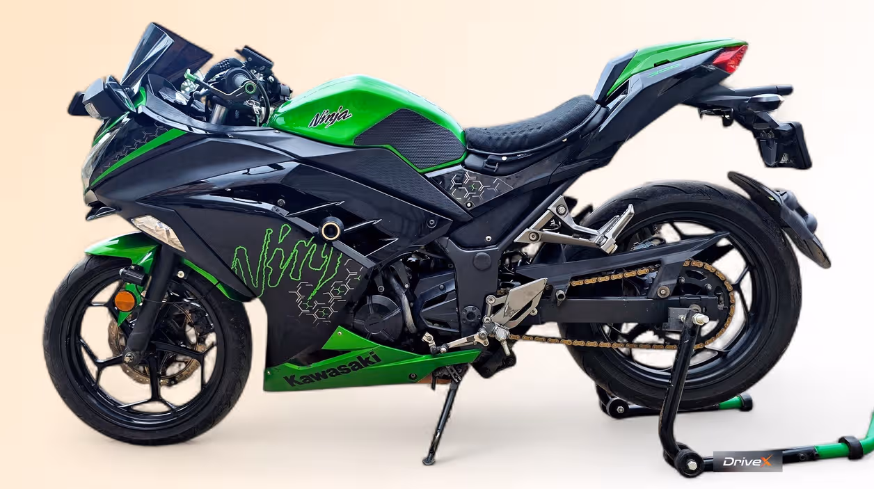 Kawasaki Ninja 300