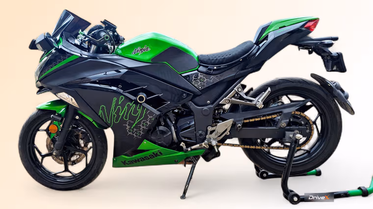 Kawasaki Ninja 300