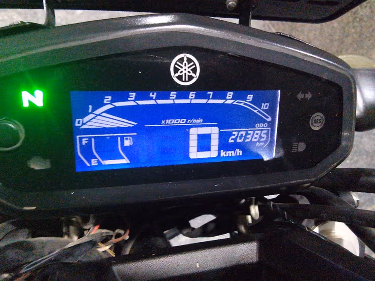 Yamaha FZS