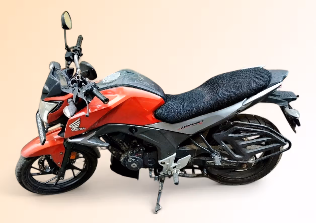 Honda CB Hornet 160R CBS