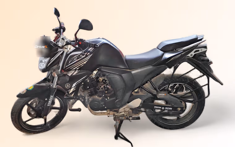 Yamaha FZS