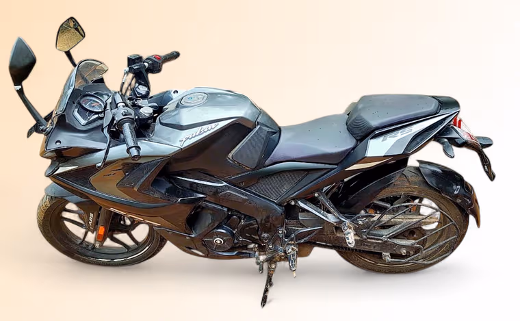 Bajaj Pulsar RS 200