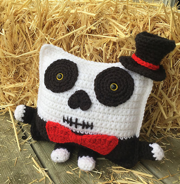 Does a bear knit in the woods?