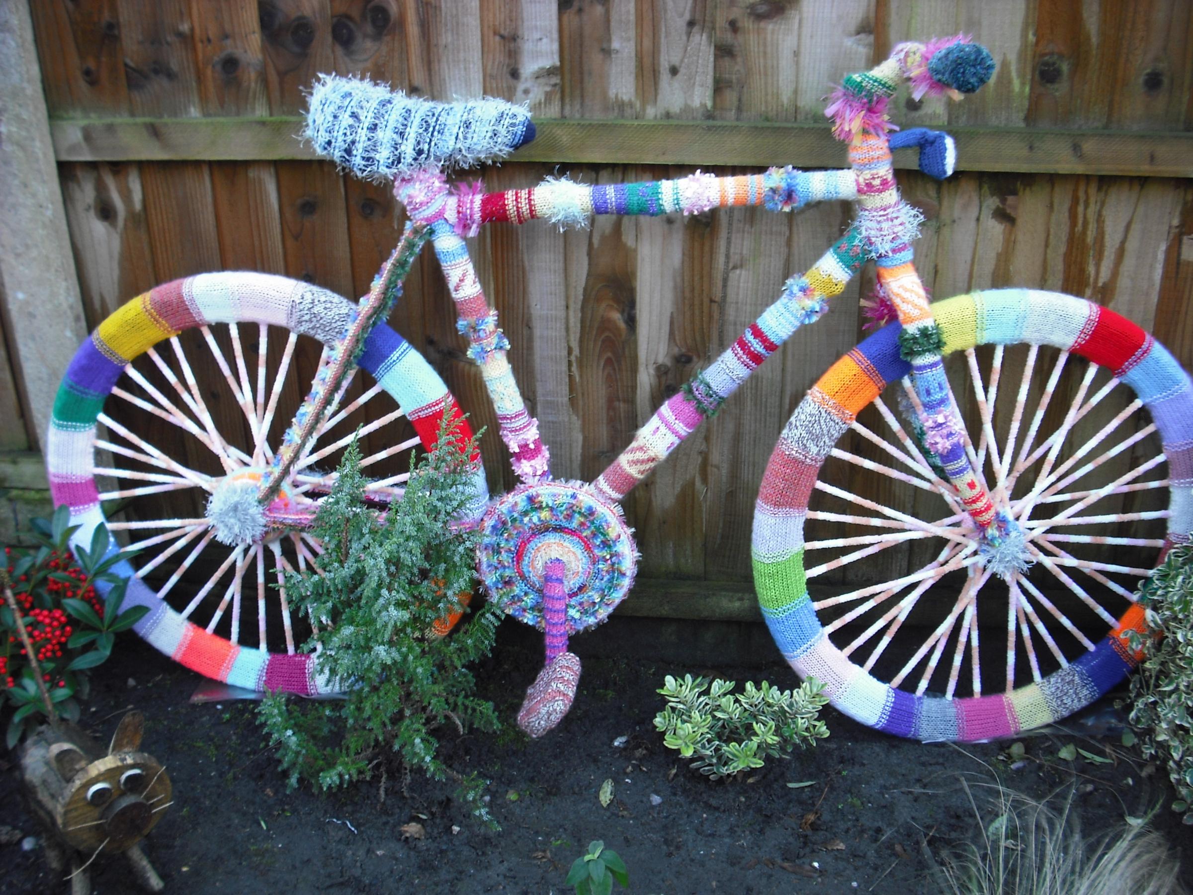 Flatten the curve, knit in the round