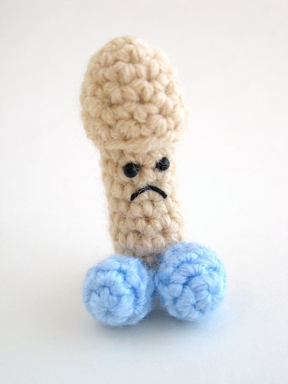 Does a bear knit in the woods?